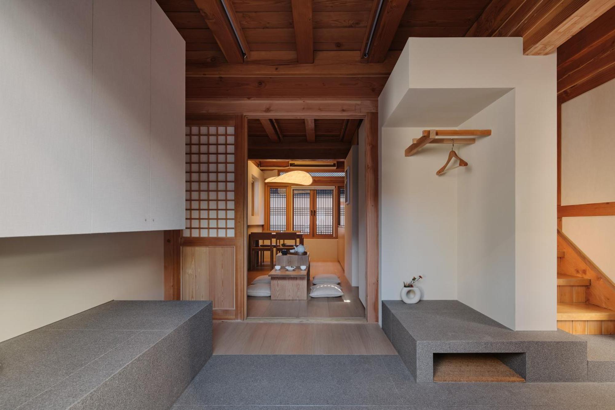 The Korean Traditional Hanok In Downtown Seoul For Convenient Public Transportation - Seoul Ari Seul Exterior foto