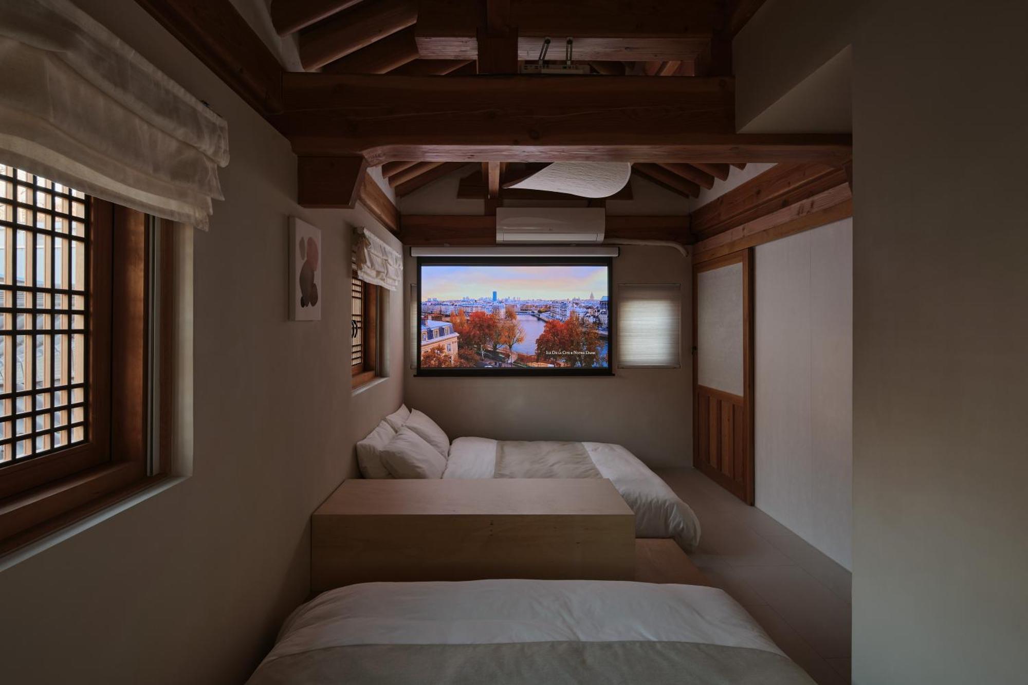 The Korean Traditional Hanok In Downtown Seoul For Convenient Public Transportation - Seoul Ari Seul Exterior foto