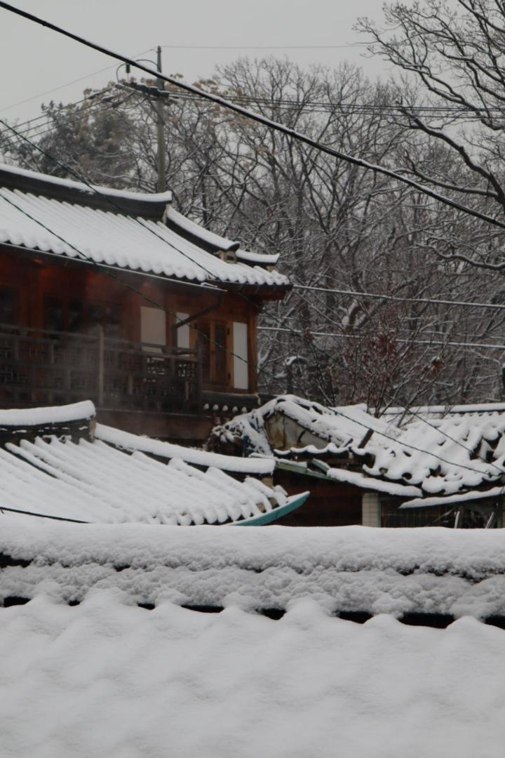 The Korean Traditional Hanok In Downtown Seoul For Convenient Public Transportation - Seoul Ari Seul Exterior foto